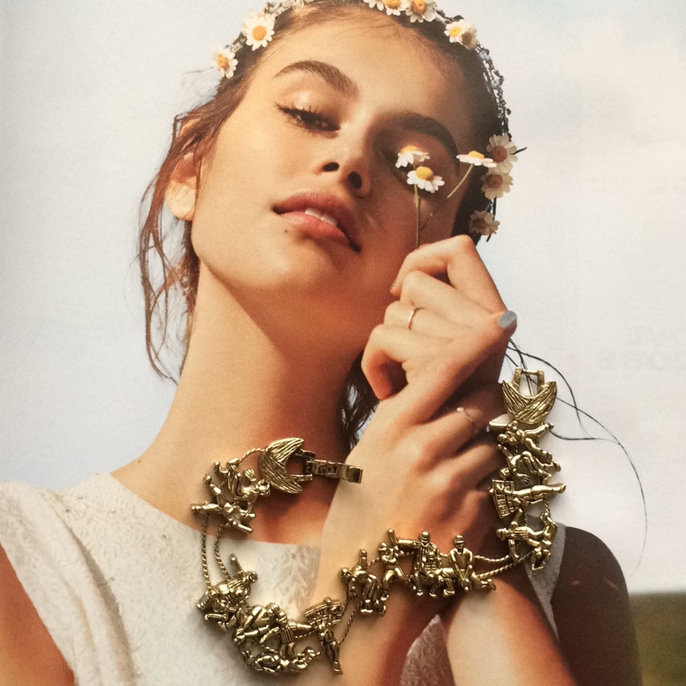 Tofa vintage gold / tone slider bracelet